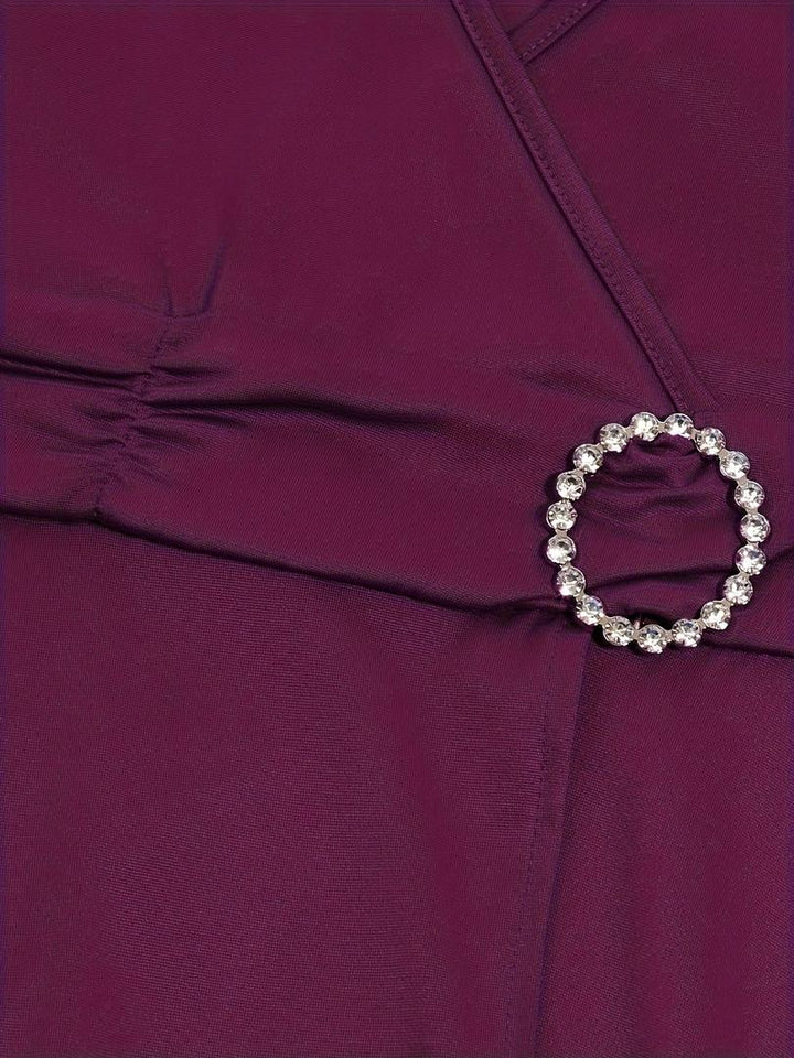 Stilvolles Abendkleid Mit V-Ausschnitt Für Damen | Midi