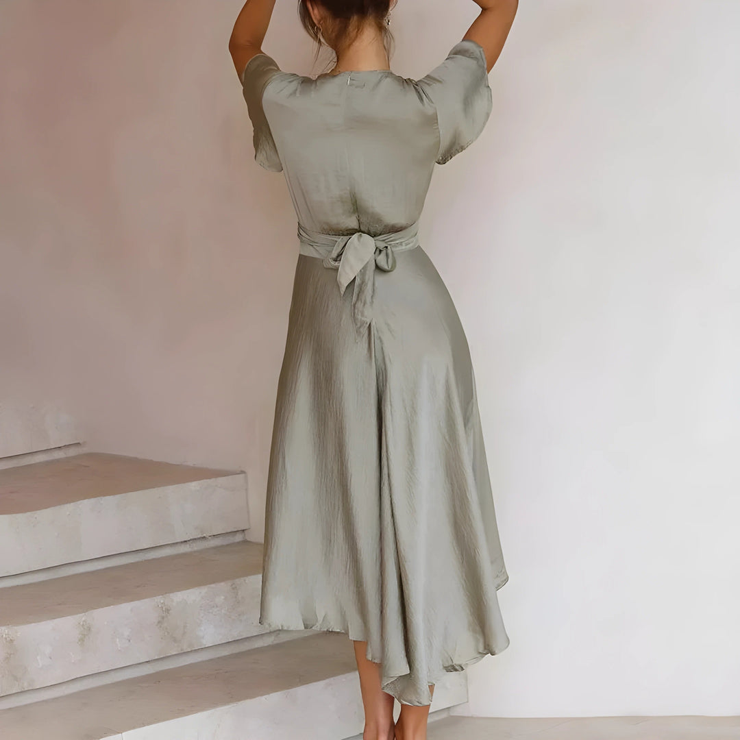 Sommerliches Midikleid für Damen mit Knotendetail