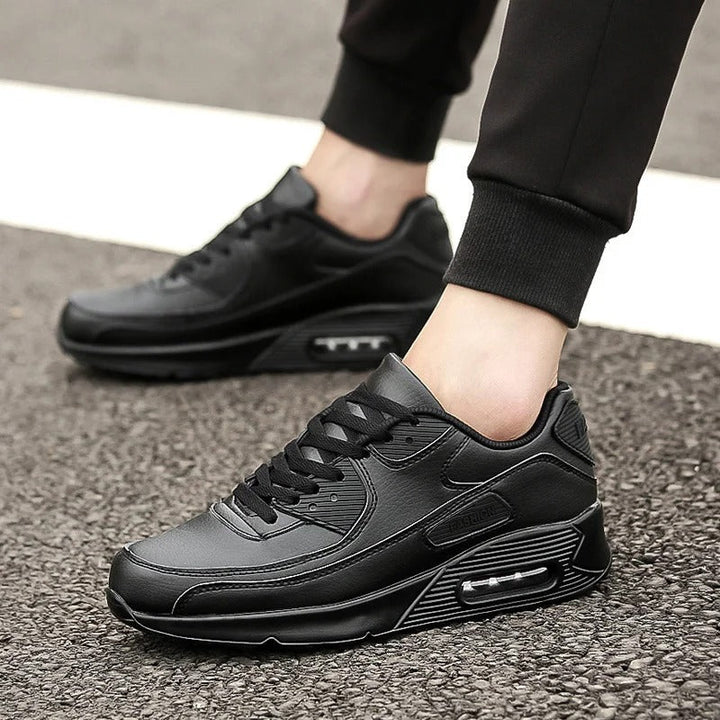 Vegane Leder-Sneaker mit hoher Sohle für Herren