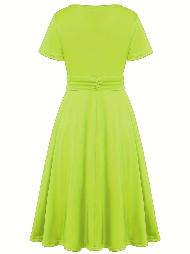 Stilvolles Abendkleid Mit V-Ausschnitt Für Damen | Midi