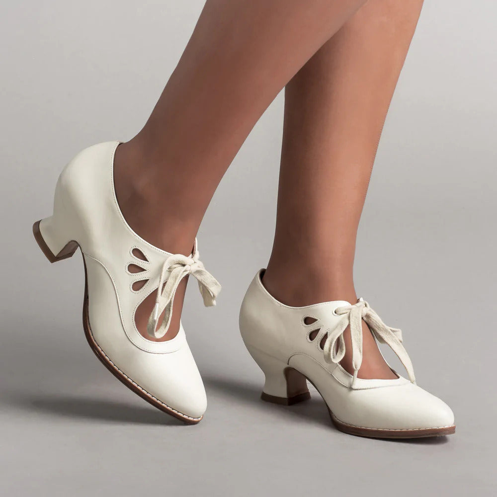 Damen Schuhe mit Cutouts und niedrigem Absatz