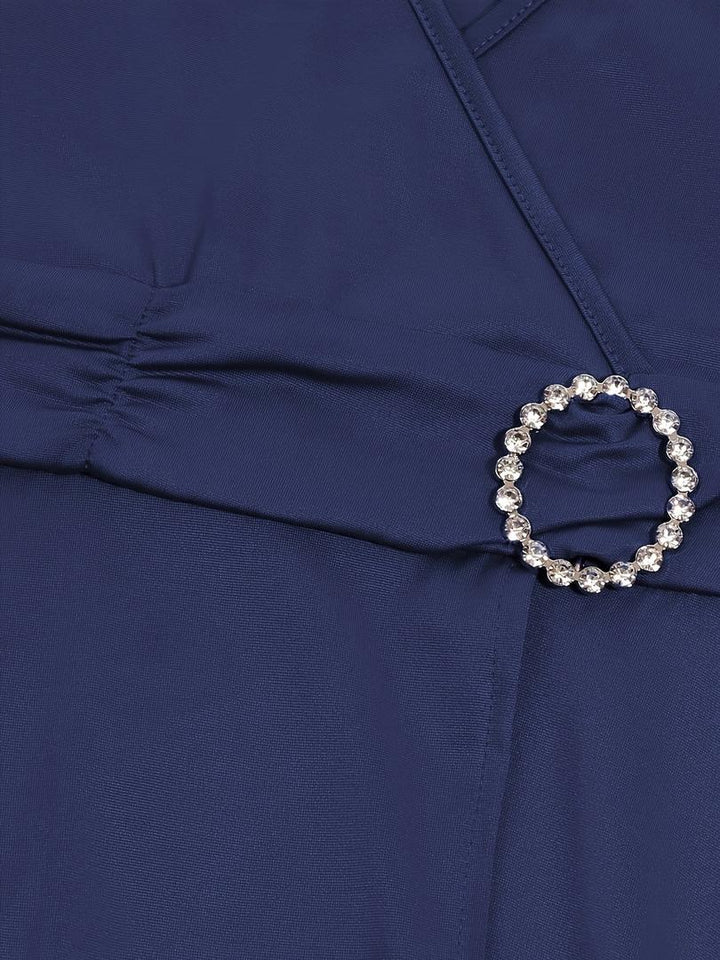 Stilvolles Abendkleid Mit V-Ausschnitt Für Damen | Midi