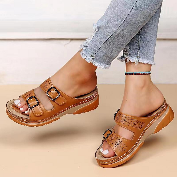 Damen Sommer Zweifarbige Slidesandalen mit Schnallen and Ausschnittdetails