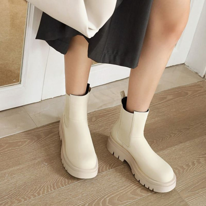 Damen Plateaustiefel aus Veganleder