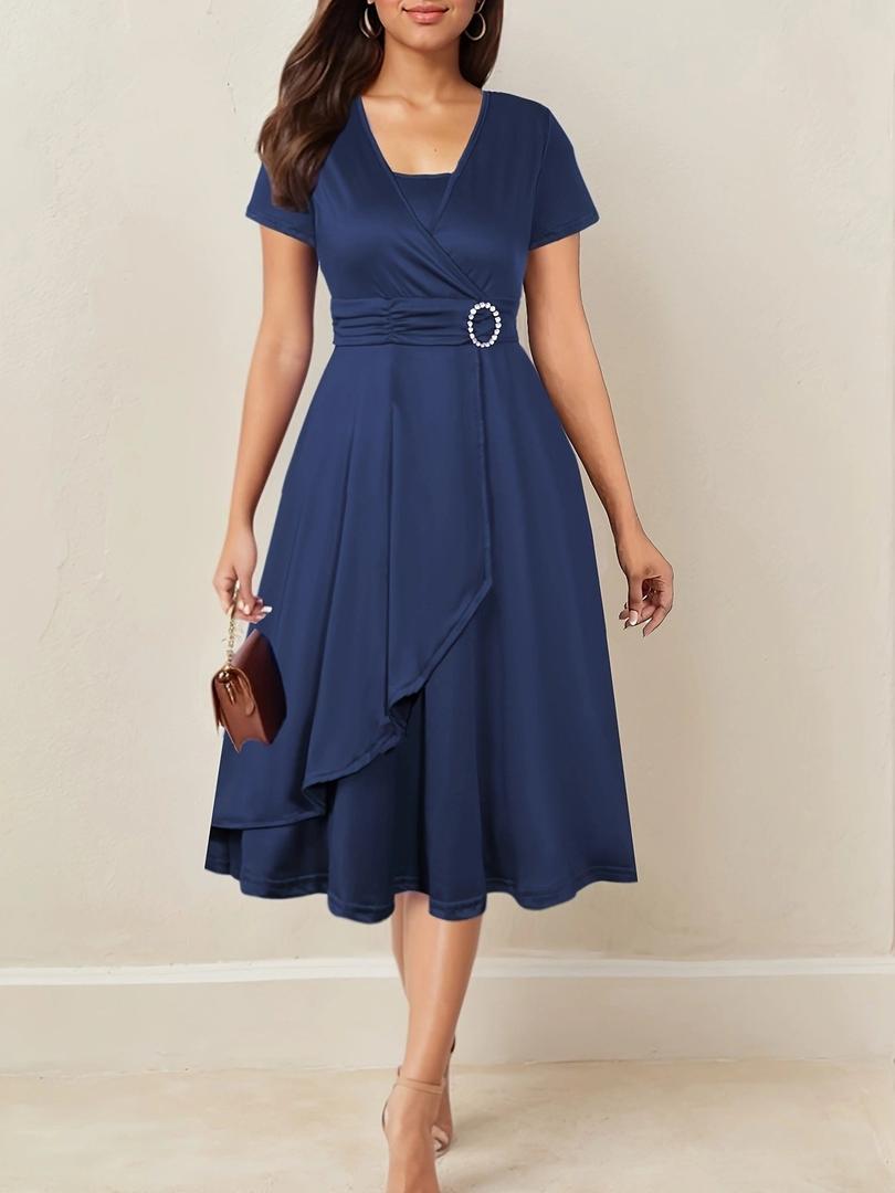 Stilvolles Abendkleid Mit V-Ausschnitt Für Damen | Midi