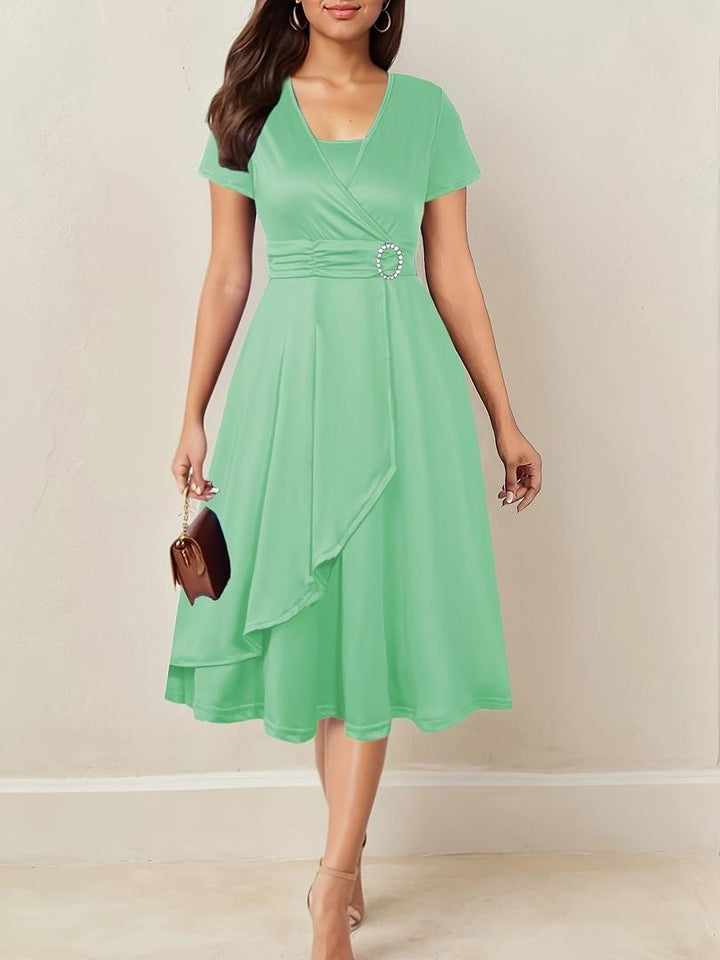 Stilvolles Abendkleid Mit V-Ausschnitt Für Damen | Midi