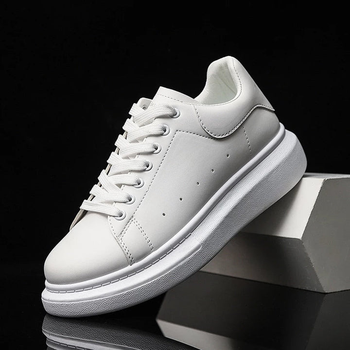 Herren-Sneaker mit dicker Plateausohle