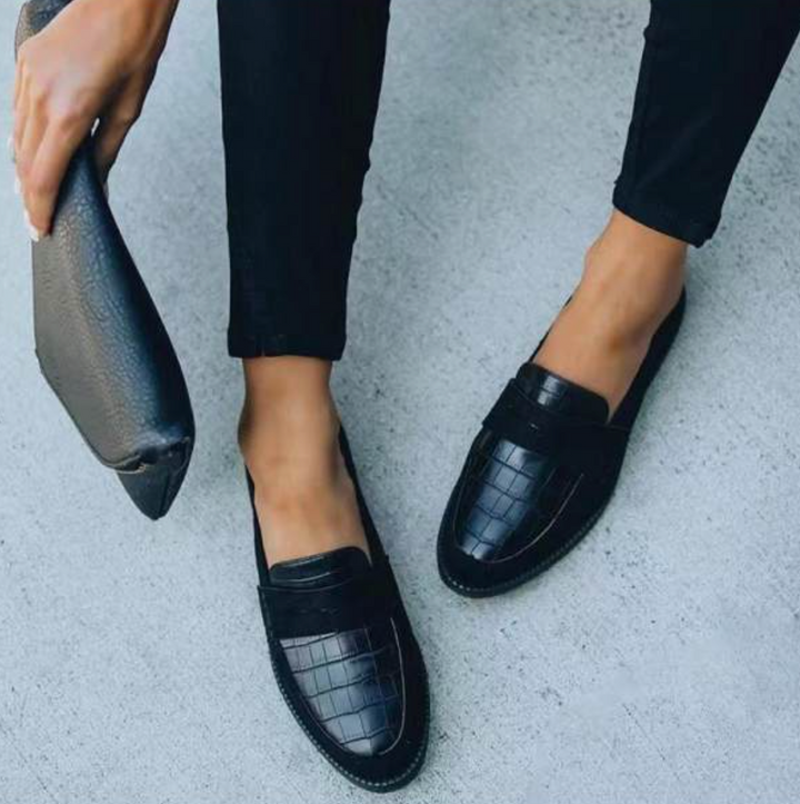 Damen Slip-On Loafer mit Krokodilstruktur