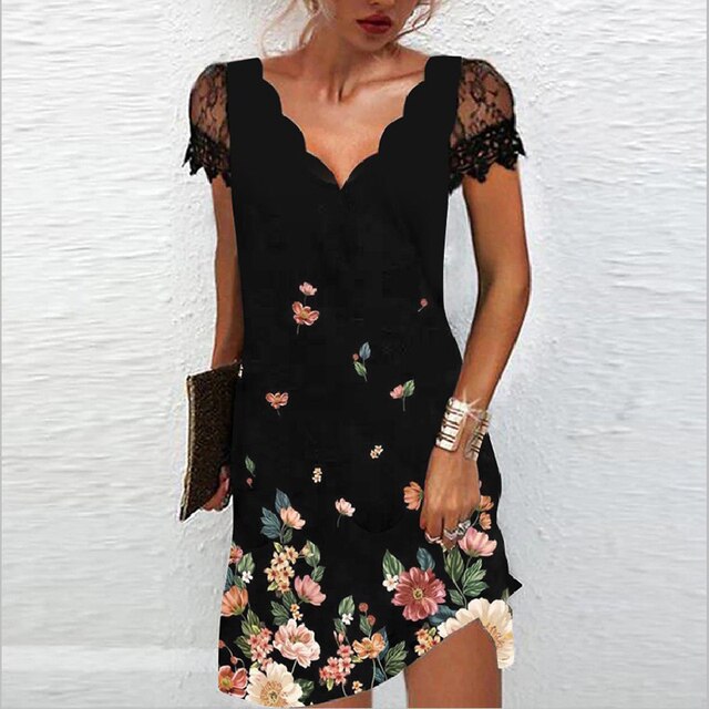 Elegantes Kleid mit Spitzenbesatz für Damen