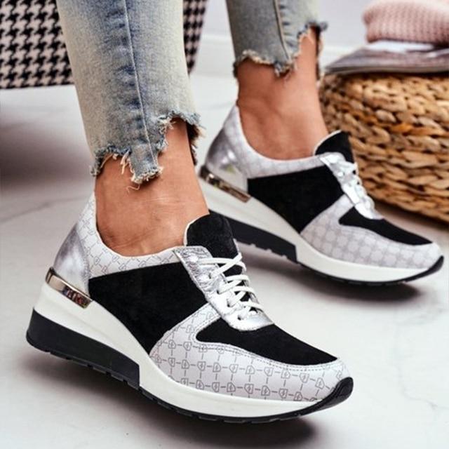 Damen Alle Jahreszeiten-Keil-Sneaker mit Schnürung
