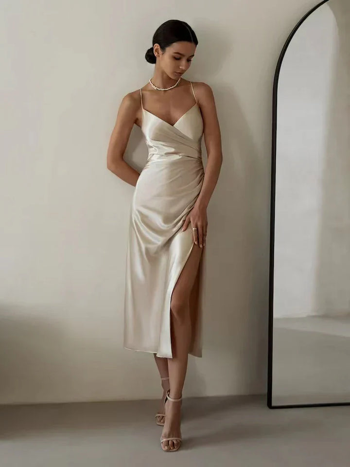Midikleid für Damen mit Spaghettiträgern und seitlichem Schlitz