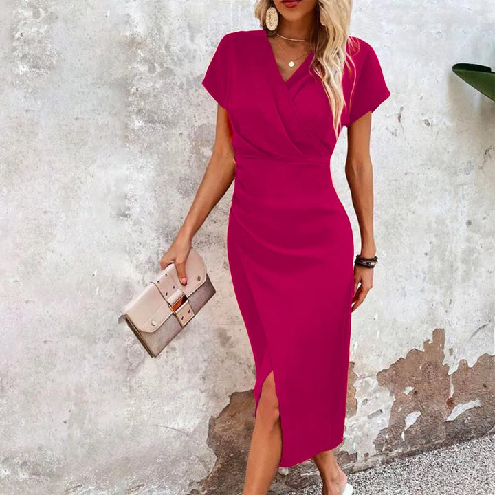 Damen-Wickelkleid in Midilänge mit Seitenschlitz