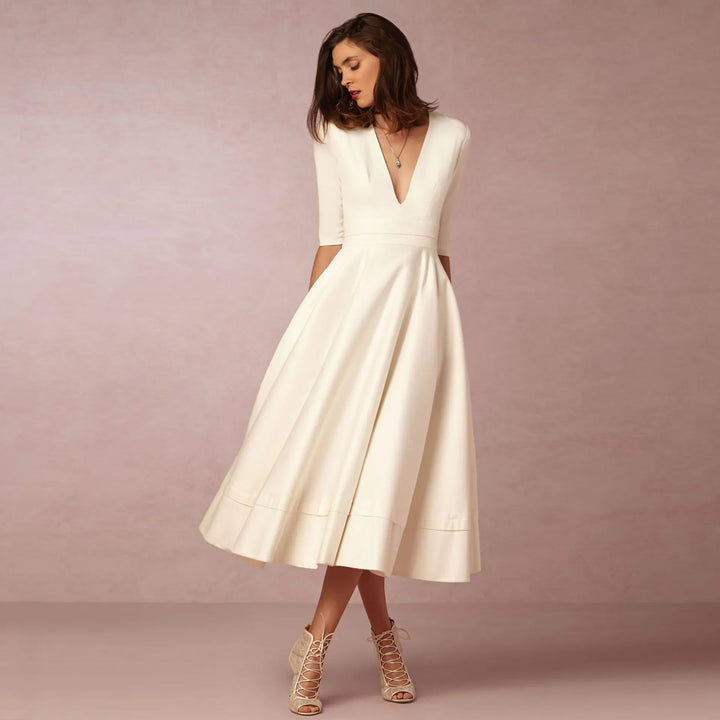Damen Midikleid mit tiefem V-Ausschnitt