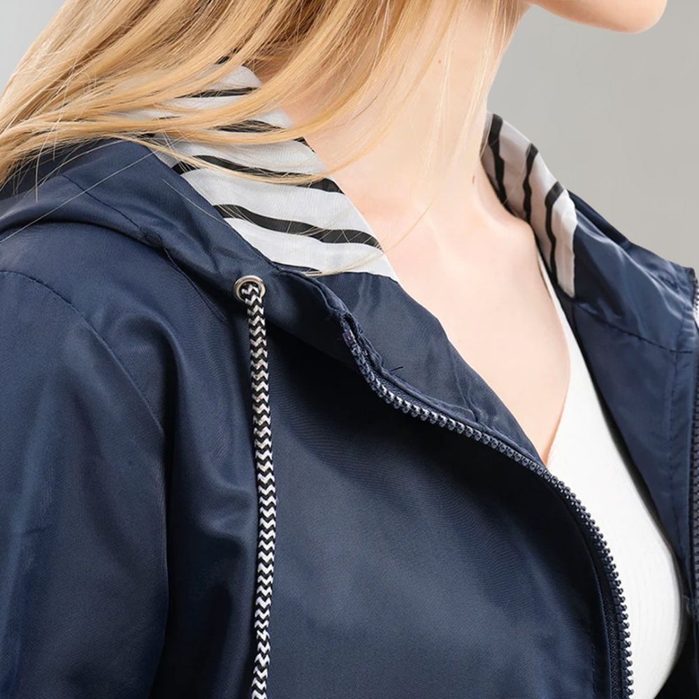Damen Lange Regenjacke | Mit Kapuze