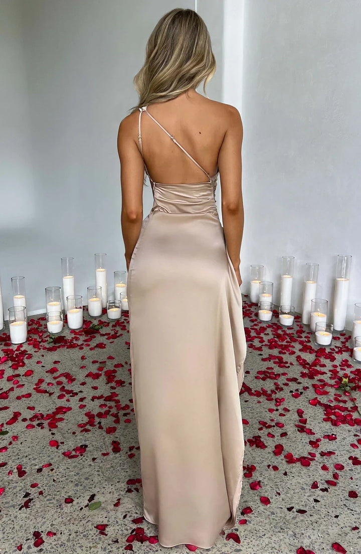 Abendkleid Mit Schlitz Und Rückenausschnitt | Maxi
