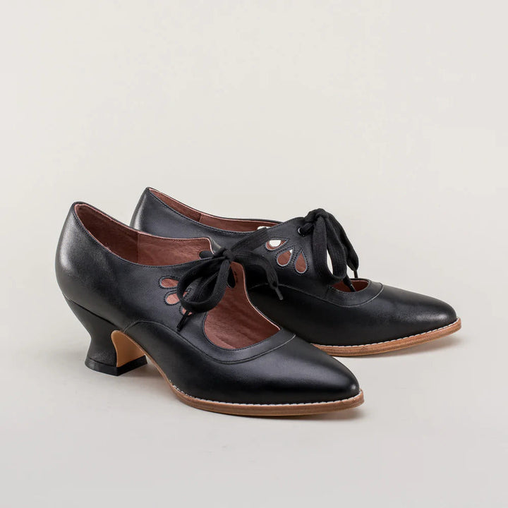 Damen Schuhe mit Cutouts und niedrigem Absatz