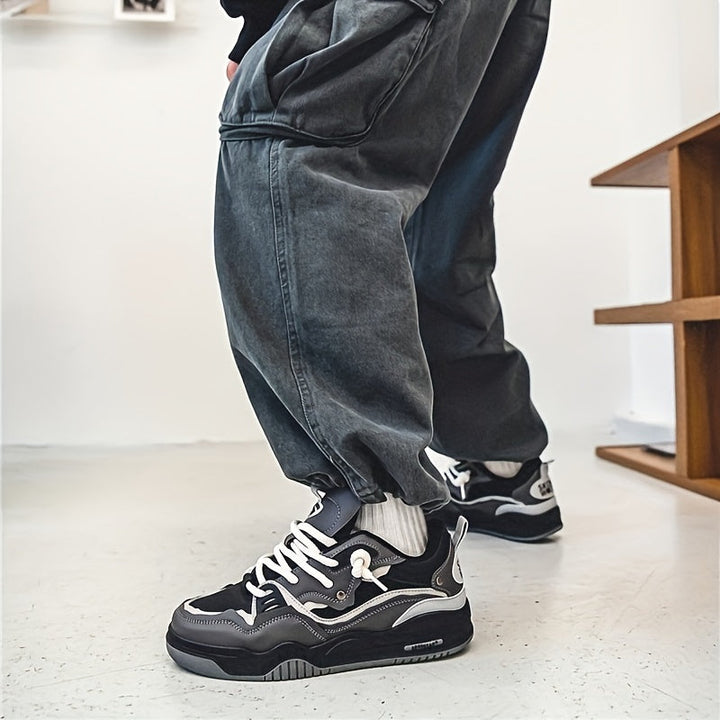Herren-Sport-Schuhe mit geometrischem Muster