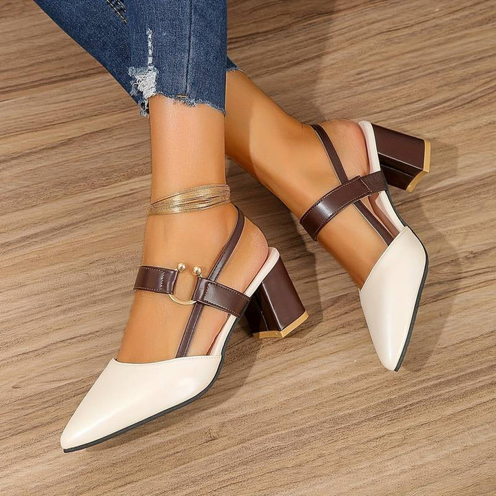 Damenschuhe mit Absatz und Knöchelriemen