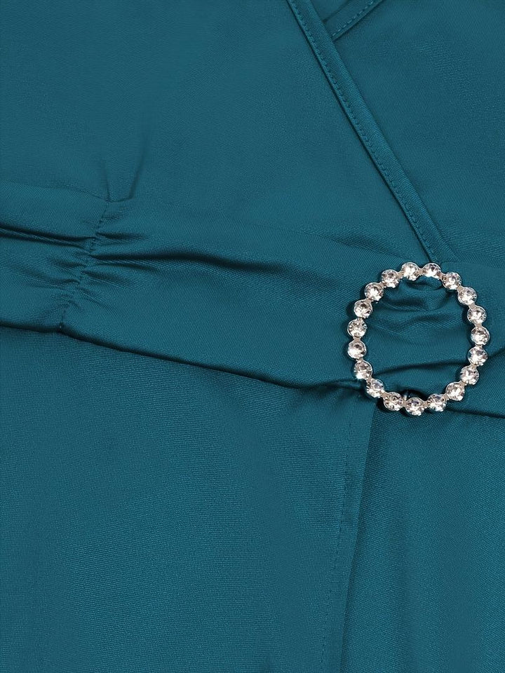 Stilvolles Abendkleid Mit V-Ausschnitt Für Damen | Midi