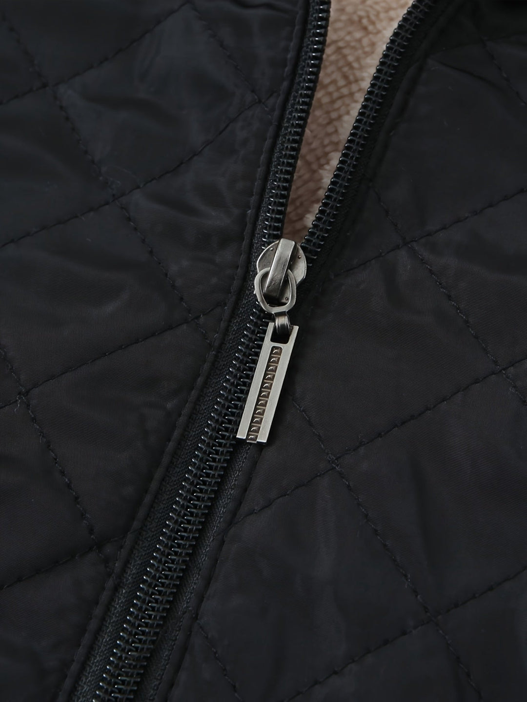 Stylische Gesteppte Winterjacke Für Damen | Mit Kapuze