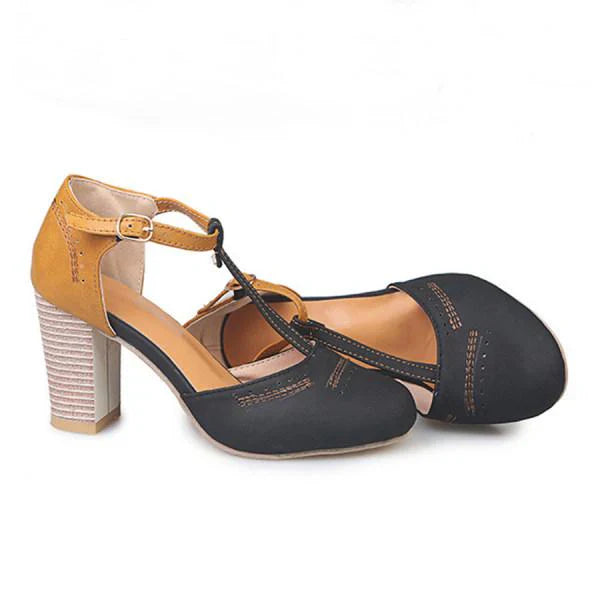 Damen High Heels Sandalen mit T-Strap Design und Blockabsätzen