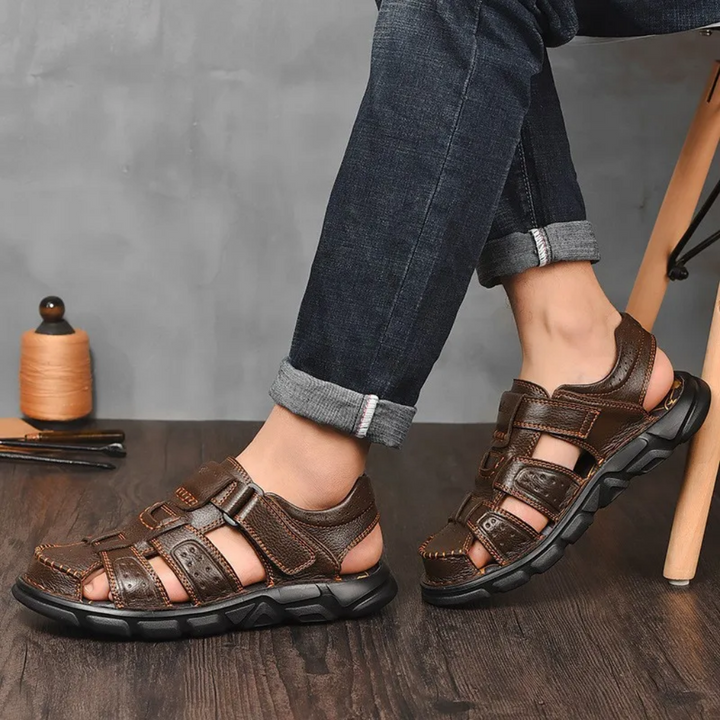 Herrensandalen aus veganem Leder mit Schnalle und Klettverschluss