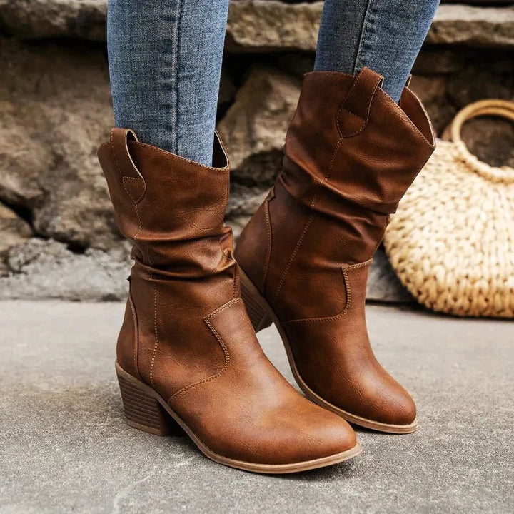 Damen Stiefel aus veganem Leder mit Raffungen