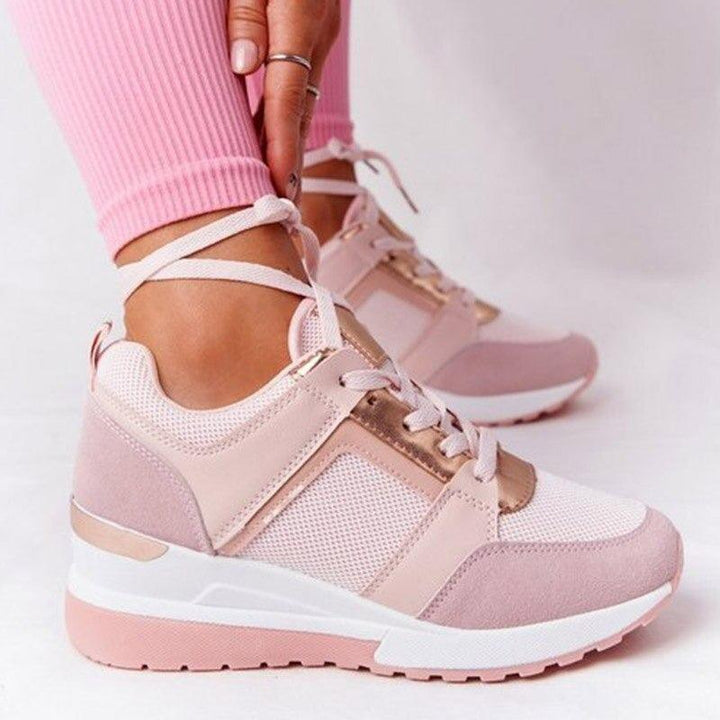 Damen Keil-Sneaker mit Perforierungen
