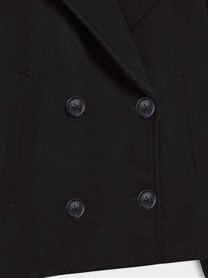 Kurze Oversized Jacke Für Damen | Knopfdetail