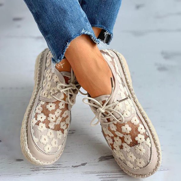 Damen Sneaker mit Transparentem Blumen-Mesh und Schnürung