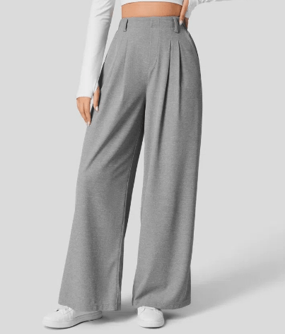 Damenhose mit weitem Bein und Falten sowie elastischem Bund