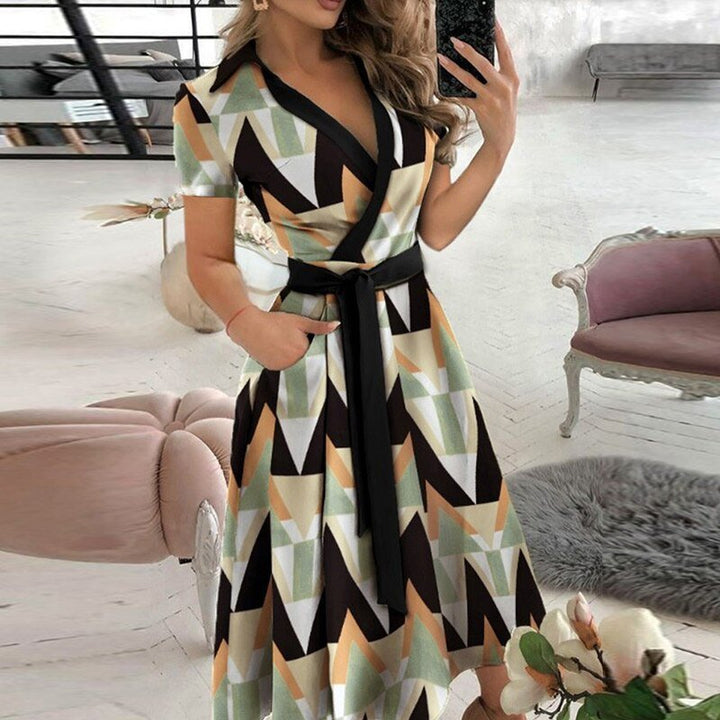 Damen Midikleid mit Taillengürtel
