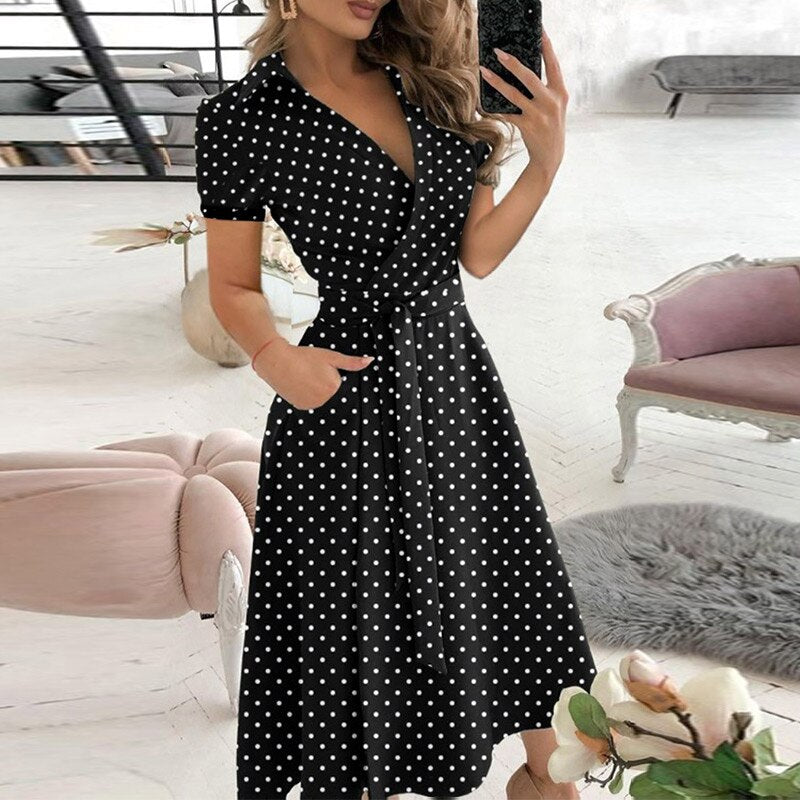 Damen Midikleid mit Taillengürtel